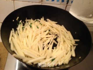 酸辣土豆丝的做法步骤：7