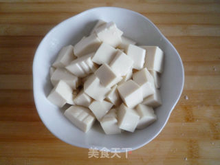皮蛋豆腐的做法步骤：4