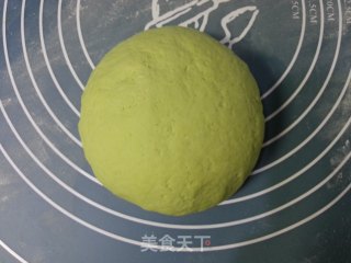 吸引小盆友的美食--翡翠蝴蝶面&螺旋面的做法步骤：7
