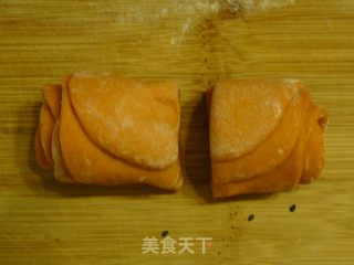 枸杞花朵馒头的做法步骤：7