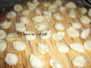 鲜美的三鲜馅水饺的做法步骤：7