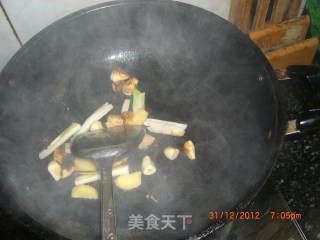 红烧排骨的做法步骤：2