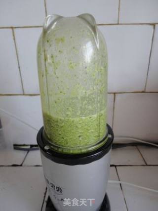 菠菜千层蒸饼的做法步骤：1