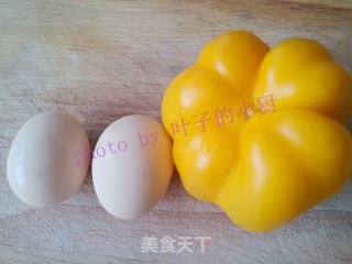 太阳花煎鸡蛋的做法步骤：1