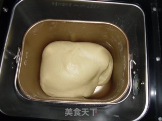 热狗肠面包卷的做法步骤：4