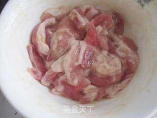菠萝咕噜肉的做法步骤：1