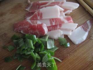 辣白菜焖豆腐的做法步骤：3