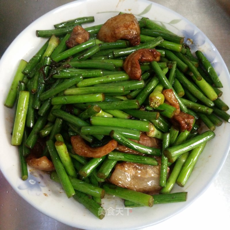 蒜苔炒五花肉的做法