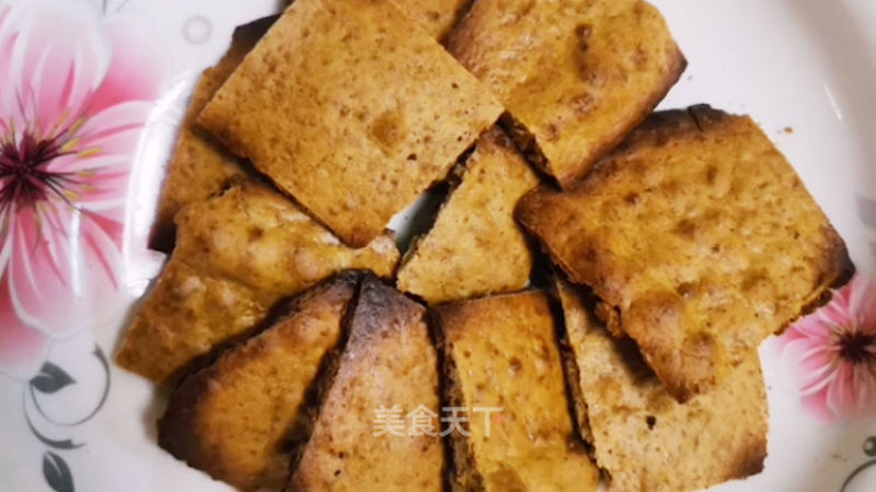 我被疫情逼成了大厨，杂粮苦荞饼干安排的做法