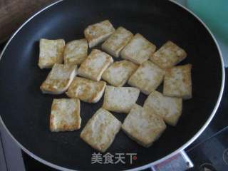 辣白菜焖豆腐的做法步骤：5