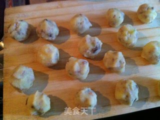 炸土豆丸子的做法步骤：4