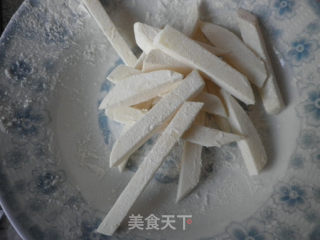 炸薯条的做法步骤：2