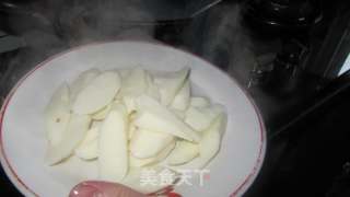 荷兰豆炒腊肠的做法步骤：5