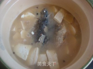 鲫鱼豆腐汤的做法步骤：10