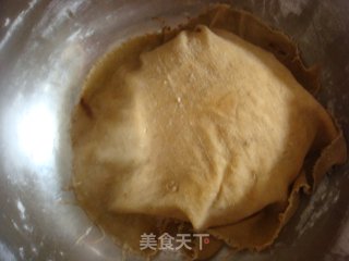 猪肉韭菜水饺的做法步骤：2