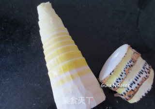竹笋烧排骨的做法步骤：3