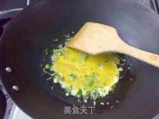 辣椒虾仁蛋炒饭的做法步骤：5
