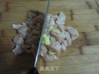 红烧山药鸡肉丸的做法步骤：1