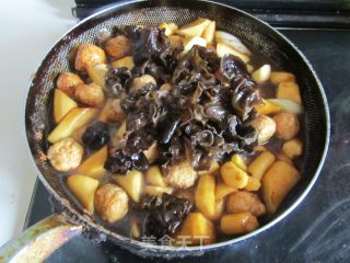 红烧山药鸡肉丸的做法步骤：10