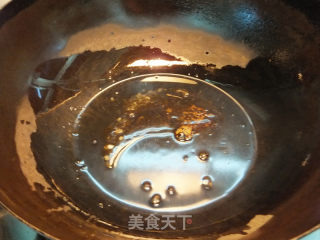 酱焖猪蹄的做法步骤：5