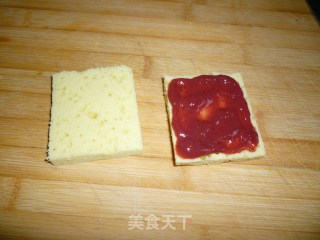 蒸制草莓夹心蛋糕的做法步骤：9