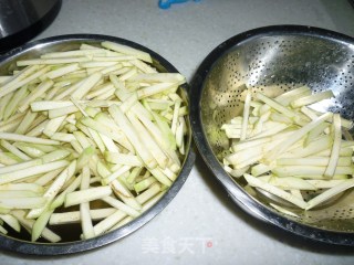 尖椒茄子的做法步骤：2