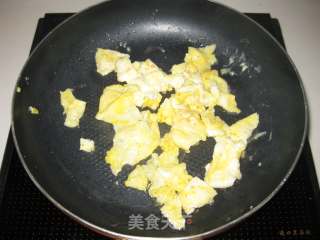 鸡蛋辣椒炒年糕的做法步骤：7