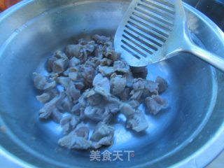 爆炒鸡胗的做法步骤：3
