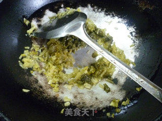 雪菜炒西瓜皮的做法步骤：7