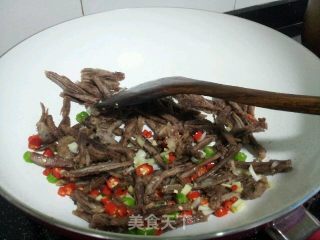 香辣手撕牛肉的做法步骤：6