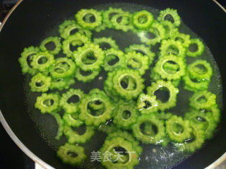 水晶苦瓜的做法步骤：3