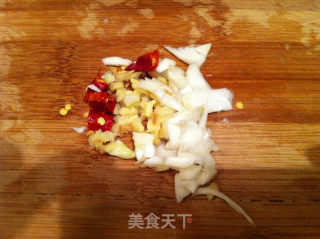 手撕包菜的做法步骤：2