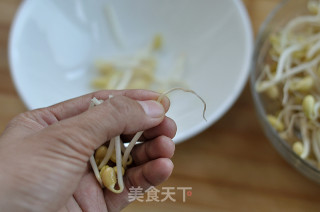 干煸黄豆芽的做法步骤：1
