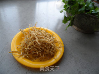 酱辣小银鱼的做法步骤：1