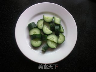 凉拌大头菜黄瓜的做法步骤：1