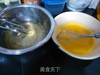 彩虹蛋糕的做法步骤：1