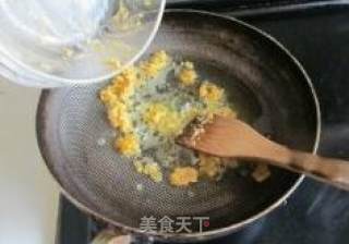 蟹黄豆腐的做法步骤：6