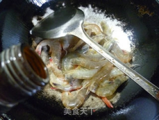 笋干菜炒鲜虾的做法步骤：7