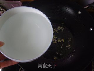莴笋海鲜汤的做法步骤：4