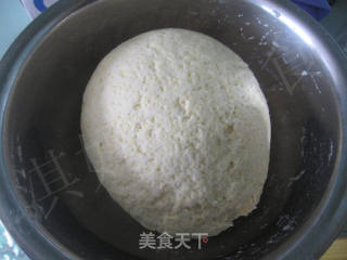两面馒头的做法步骤：1