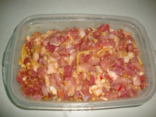【蒜香烤肉包】的做法步骤：1