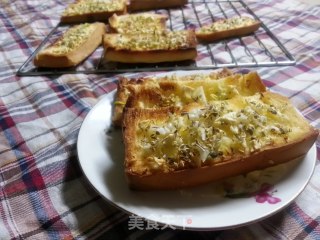 蒜蓉面包片的做法步骤：5