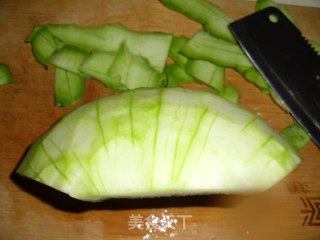 凉拌爽口西瓜皮的做法步骤：1