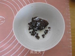 兔子生日蛋糕的做法步骤：1