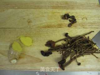 茶树菇排骨汤的做法步骤：4