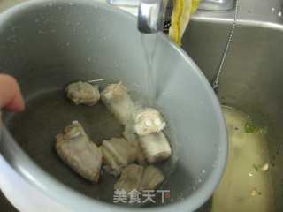 茶树菇排骨汤的做法步骤：5