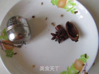 芸豆炖蹄花的做法步骤：2
