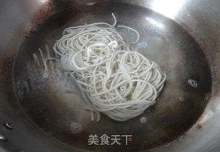 【孜然炒面】-我的最爱的做法步骤：2