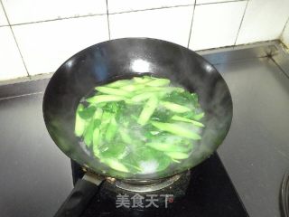 蒜香芥蓝的做法步骤：1