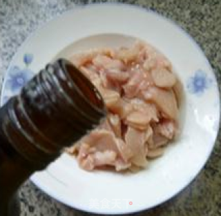扁豆炒鸡胸肉的做法步骤：7